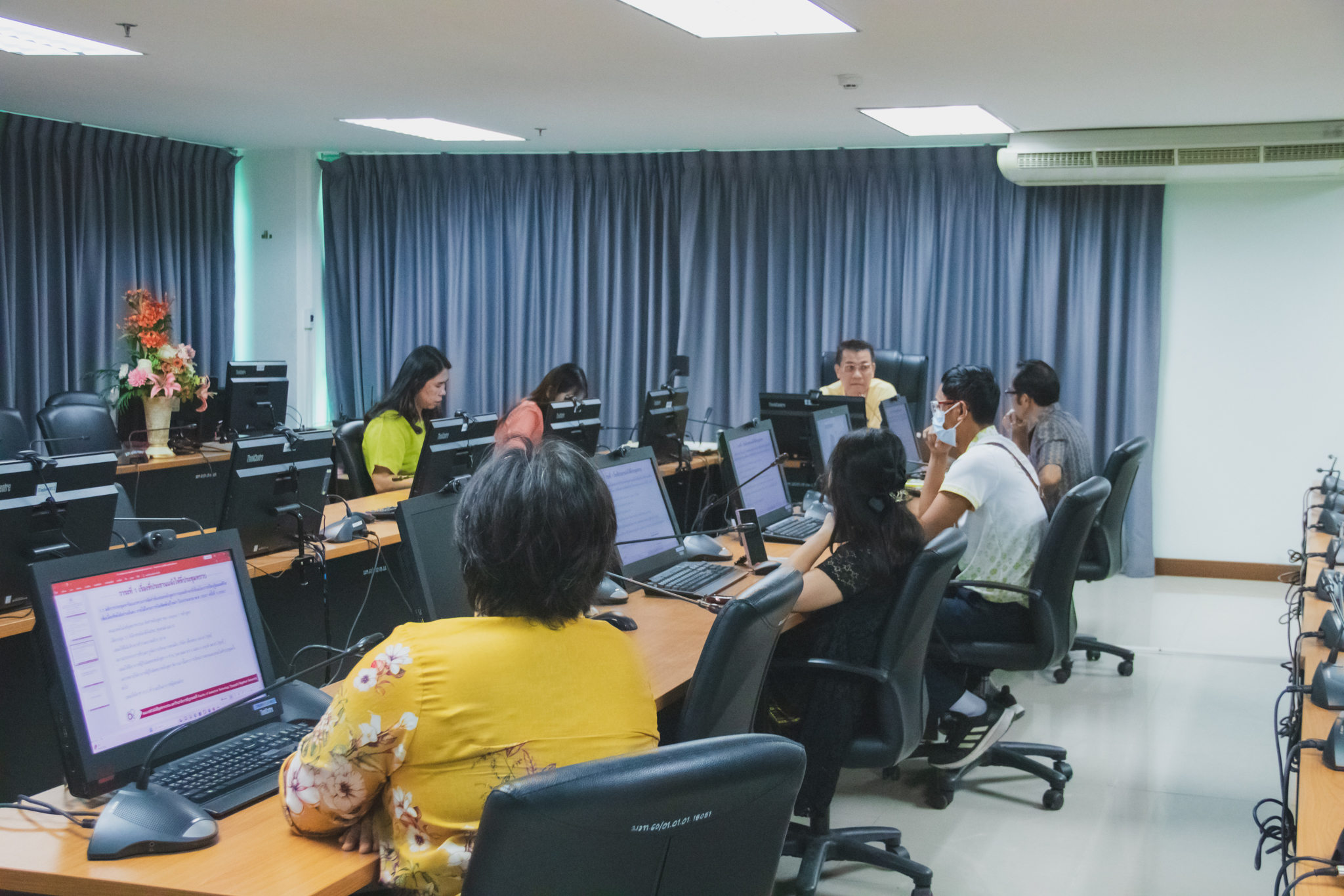 การประชุมแนวทางการจัดทำข้อเสนอหลักสูตรการอุดมศึกษาที่เชื่อมโยงการเรียนรู้ตลอดชีวิตเพื่อเลี้ยงชีพได้อย่างมั่นคง ภายใต้โครงการบัณฑิตพันธุ์ใหม่ฯ ปีงบประมาณ พ.ศ. 2567 ครั้งที่ 2/2567