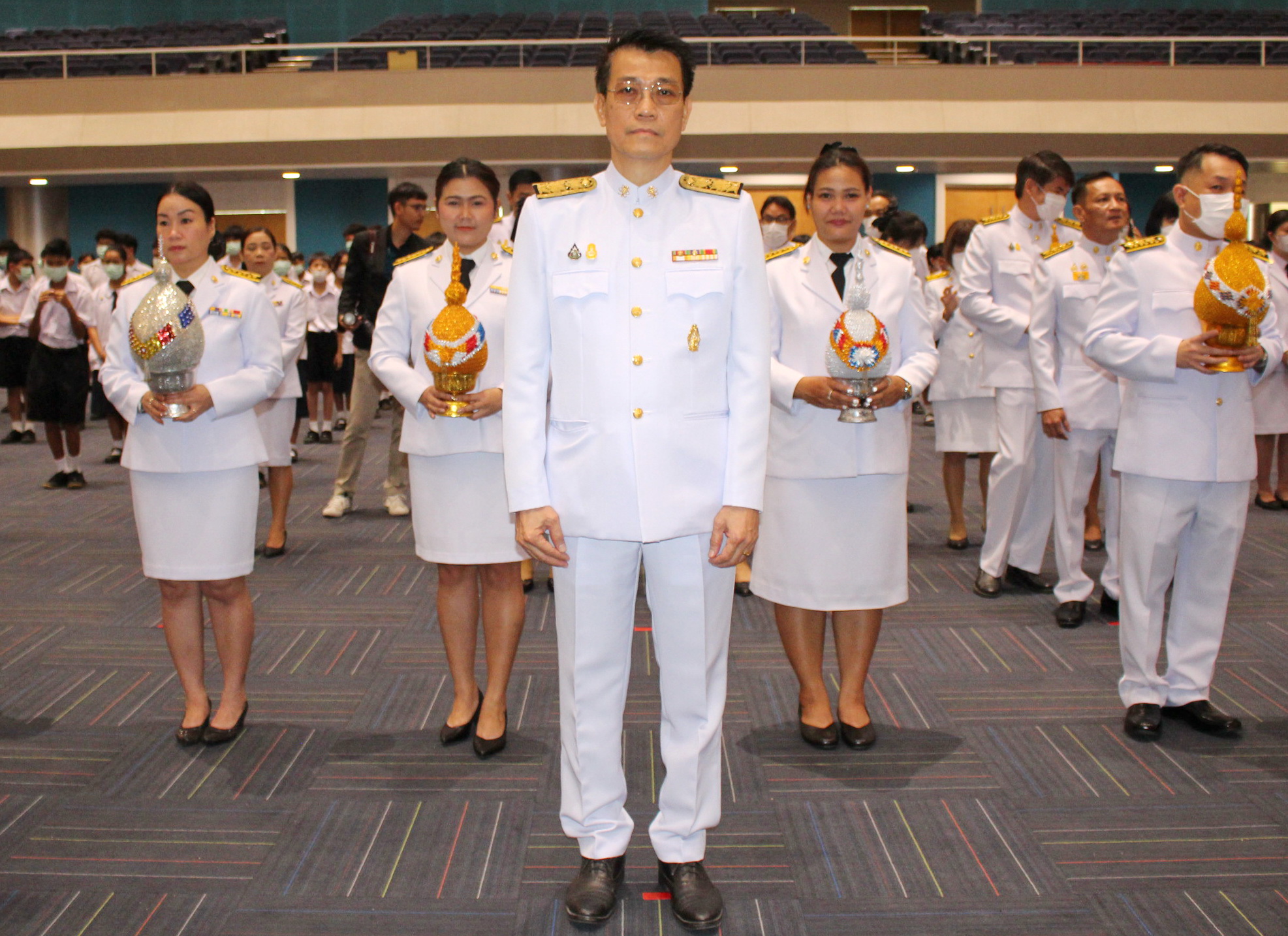 ร่วมพิธีถวายพระพรชัยมงคล เนื่องในโอกาสวันเฉลิมพระชนมพรรษา สมเด็จพระนางเจ้าฯ พระบรมราชินี