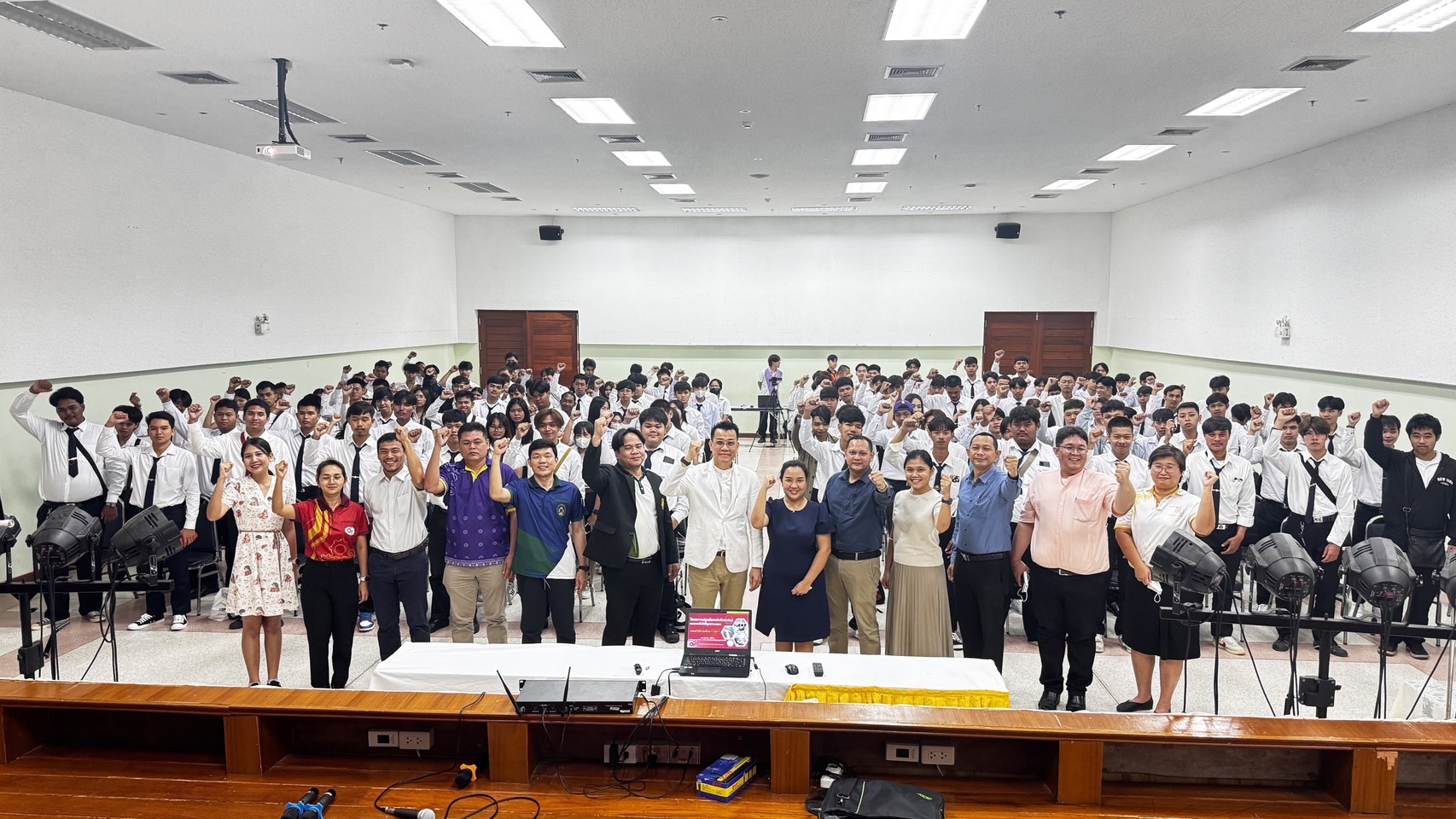 ปฐมนิเทศนักศึกษาใหม่ คณะเทคโนโลยีอุตสาหกรรม ประจำปีการศึกษา 2567
