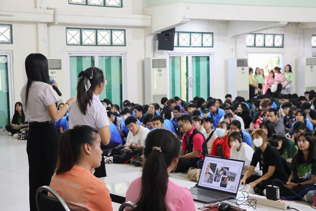 อบรมพัฒนาทักษะภาษาอังกฤษสำหรับนักศึกษาชั้นปีที่ 1 รุ่นที่ 2