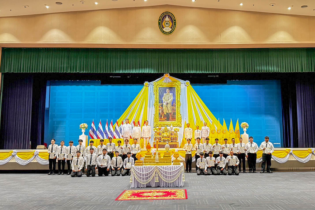 ร่วมพิธีถวายพระพรชัยมงคล พระบาทสมเด็จพระเจ้าอยู่หัว เนื่องในโอกาสมหามงคลเฉลิมพระชนมพรรษา 6 รอบ 28 กรกฎาคม 2567