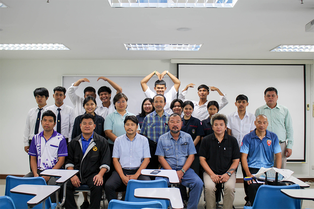 โครงการแลกเปลี่ยนเรียนรู้ประสบการณ์การทำงานจากรุ่นพี่สู่รุ่นน้อง