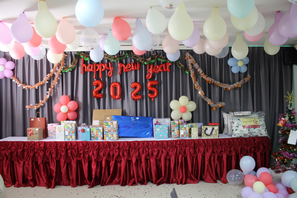 Happy New Year 2025 I-TECH