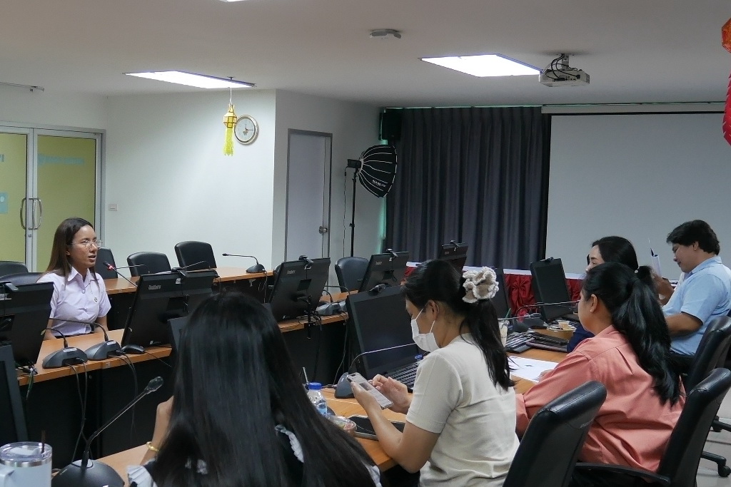 สัมภาษณ์นักศึกษาเพื่อรับทุนการศึกษาวันสถาปนามหาวิทยาลัยราชภัฏเทพสตรี 105 ปี ประจำปีการศึกษา 2568