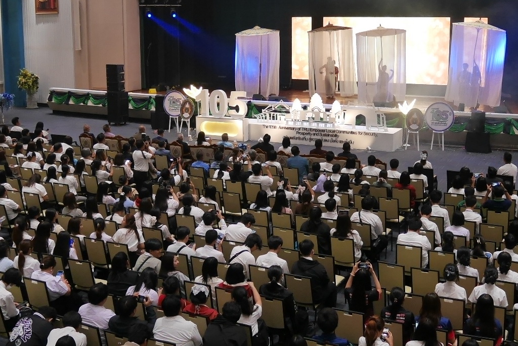 ร่วมพิธีเปิดงานมหกรรมเทพสตรี 105 ปี เเละร่วมออกบูธ กิจกรรม Open House