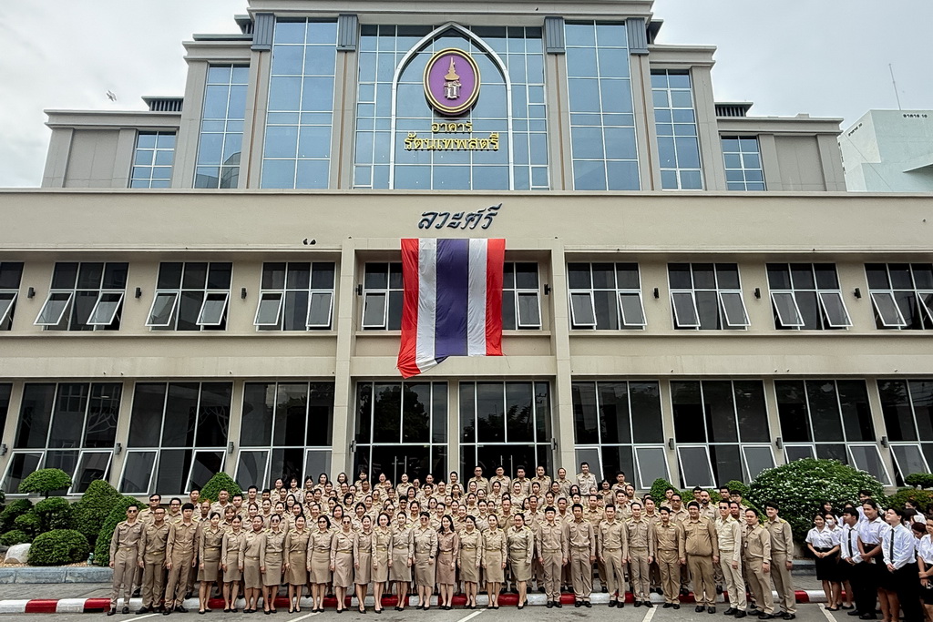 คณะเทคโนโลยีอุตสาหกรรม ร่วมเคารพธงชาติเนื่องในวันพระราชทานธงชาติไทย 28 กันยายน