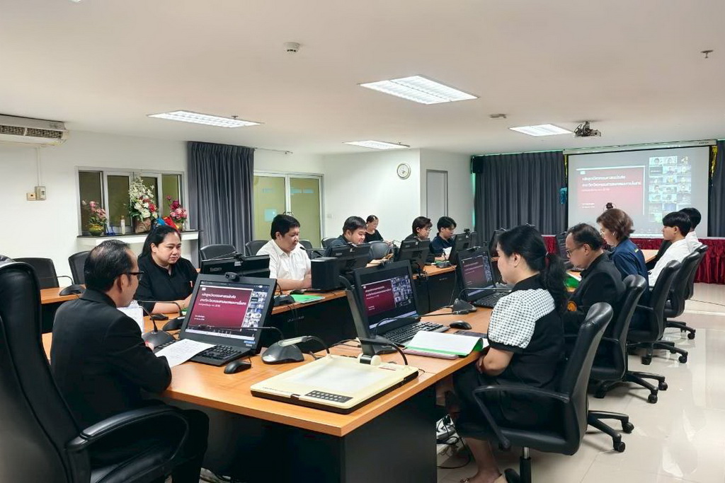 โครงการการพัฒนาหลักสูตรและปรับปรุงหลักสูตรคณะเทคโนโลยีอุตสาหกรรม