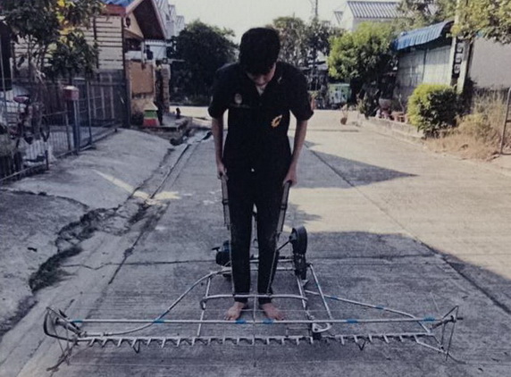 เครื่องตัดใบข้าวสะพายบ่าขนาดเล็ก